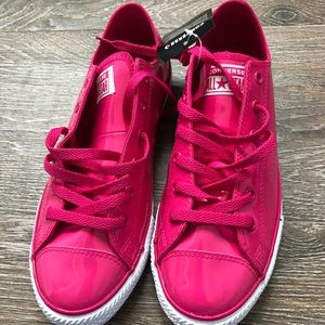 Pop Pink Converses - NWT - Size 6(converts to 8)